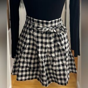 Plaid Skort
Brand: Zara
(This listing is for the SKORT ONLY)